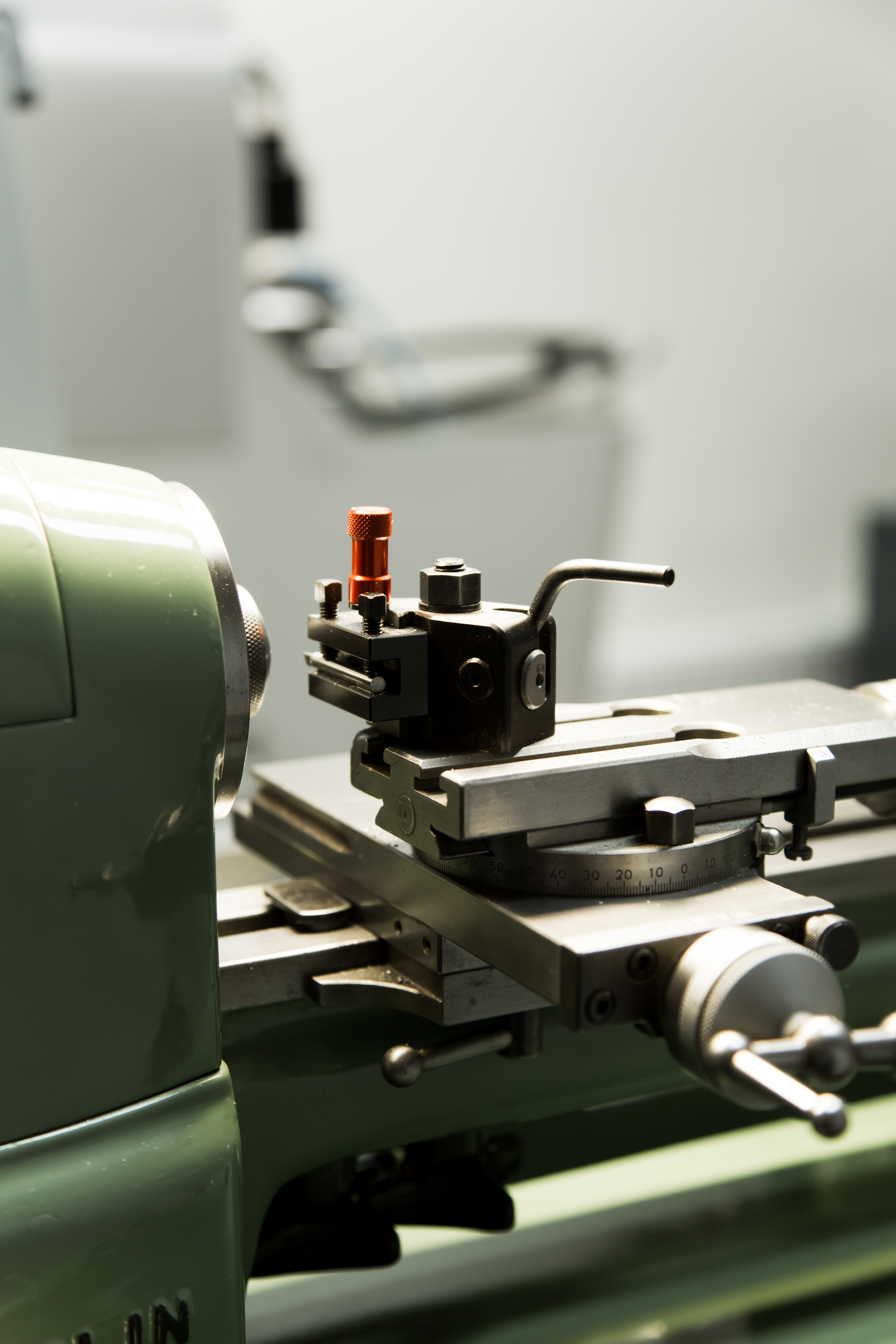 Conventional lathe Janis Microparts